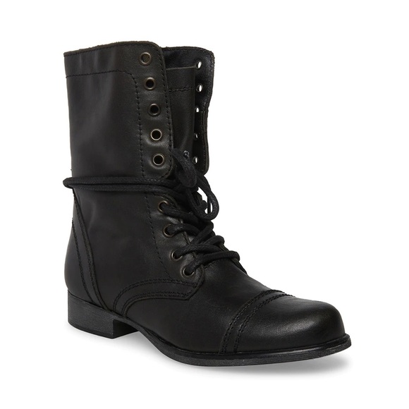 Madden Girl Combat Boots - Picture 4 of 5